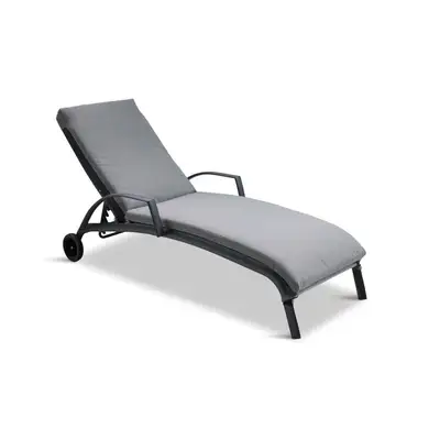 LG Outdoor Turin Cushioned Sunlounger - image 2